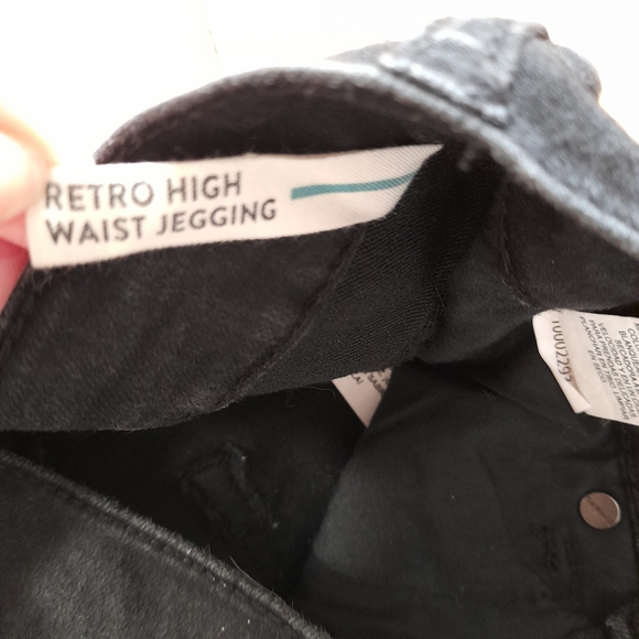 Garage Black Retro High Waist Jeggings - Picture 7 of 9